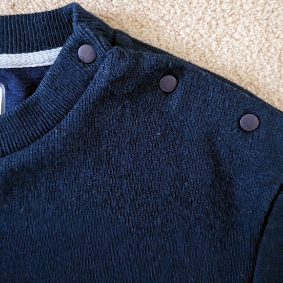 Quicksilver Navy Sweater with Button detail - size M - Picture 2 of 5